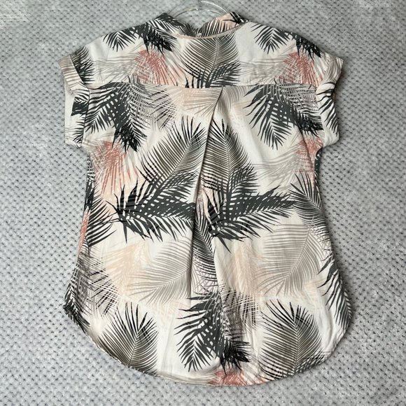 Cloth & Stone Shirt Womens XS Button Front Rolled Short Sleeve Tropical Palm - Picture 7 of 12